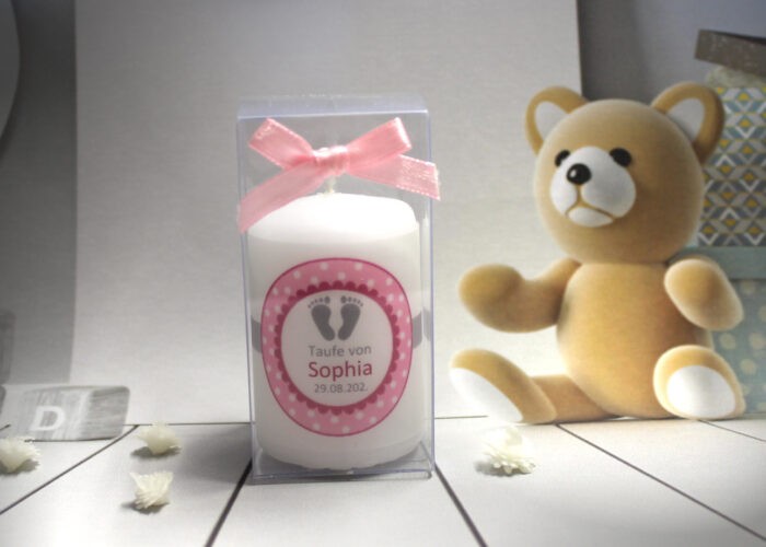 Gastgeschenk Kerze "Füße" zur Taufe, personalisiert in 4 Farben Design 214 – Bild 4