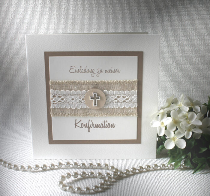 Bastelset DIY Einladung zur Konfirmation, Kommunion, Firmung oder Taufe Leinen mit Spitze und Kreuz incl. Umschlag & Einlegeblatt Design K13