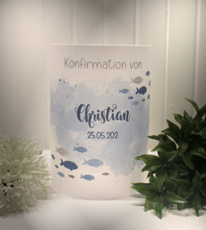 Lichthülle, Windlicht Pergament zur Taufe, Konfirmation oder Kommunion "Fisch blau" zum kleinen Preis! Design K30