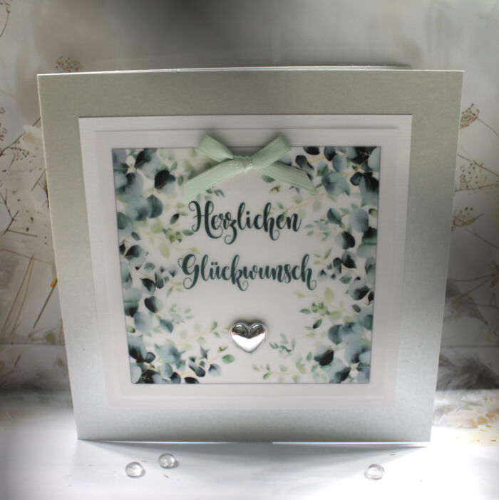 Glückwunschkarte zur Hochzeit oder Geburtstag "Eukalyptus mit Herz" Design 114