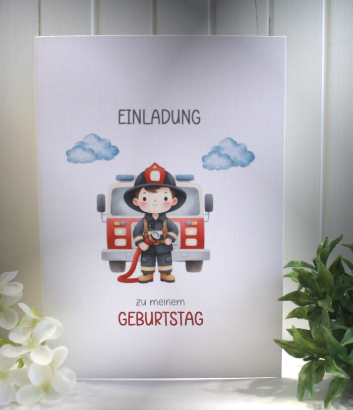 Einladungskarte zum Kindergeburtstag "Feuerwehrmann" Klappkarte incl. Umschlag und Innentext zum kleinen Preis Design KG 04